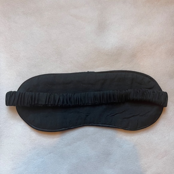 Sleeping Quilted Black Face Mask Stud Skulls Alexander McQueen Style Rock'n'roll - Picture 4 of 6